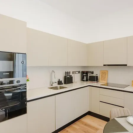 Aqualina Lotus Apartman